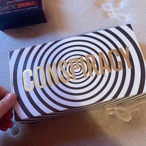 Jeffree Star x Shane Dawson Conspiracy Palette